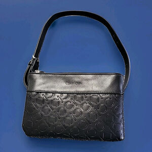 CK Calvin Klein Fanny Pack/Purse/Belt Bag Black Faux Leather Adjustable